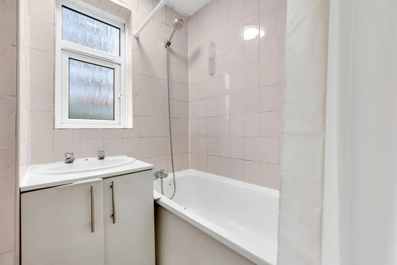 Hind Grove, London, E14, photo 8
