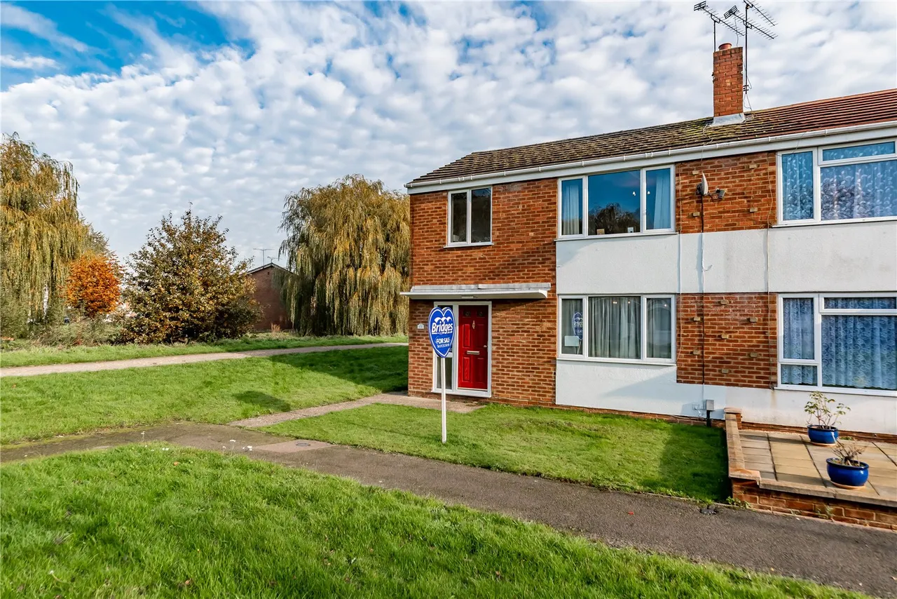 3 bed house for sale — Wren Way, Farnborough, Hampshire, GU14 8SZ