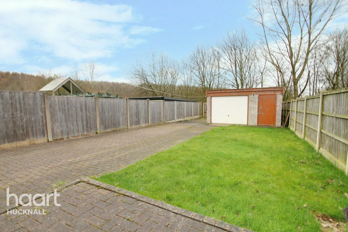 Broxtowe Drive, Nottingham, NG15, photo 12