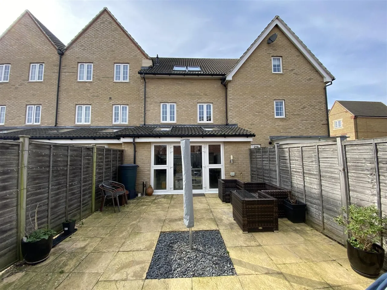 Tagalie Square, Worthing, photo 16