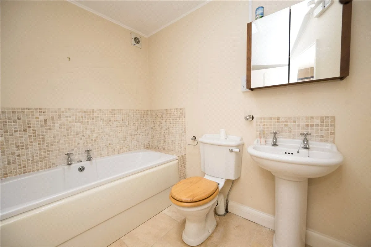 Main Street, Ripley, HG3, photo 15