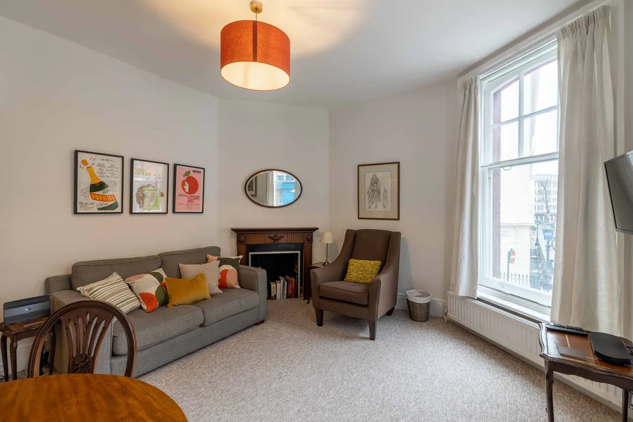 2 bed flat to rent, Agar Street, Westminster, WC2N