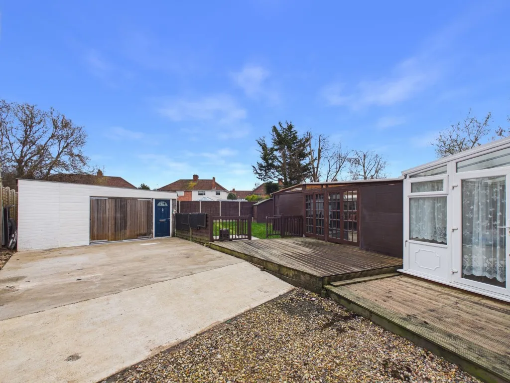 Brent Gardens, Reading, RG2, photo 8