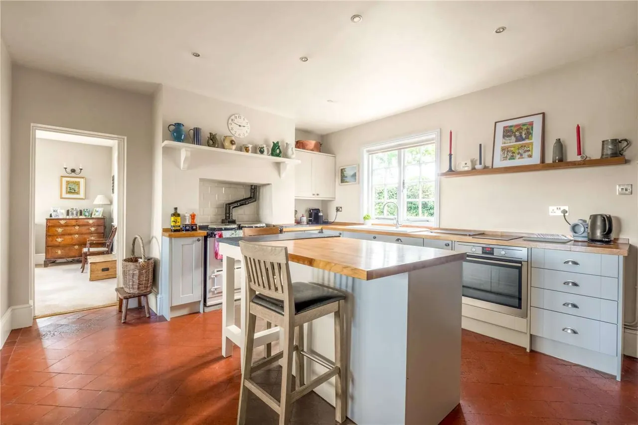 Puddingcake Lane, Rolvenden, Cranbrook, Kent, TN17 4JS, photo 8