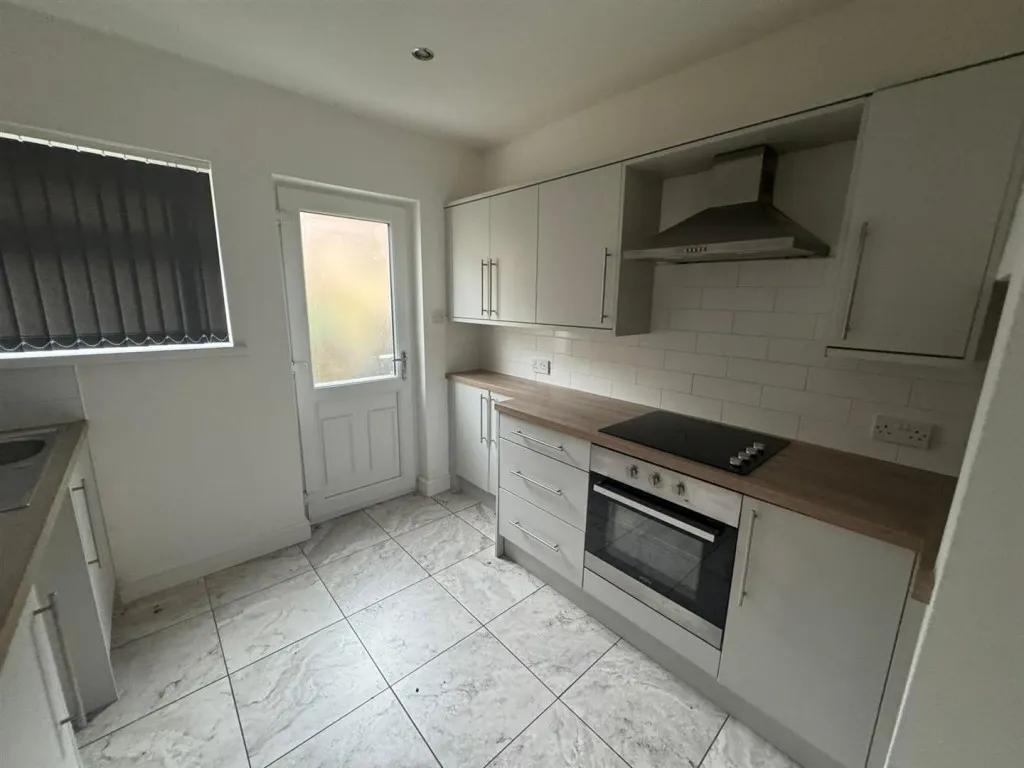 Wardle Crescent, Keighley, BD21, photo 4