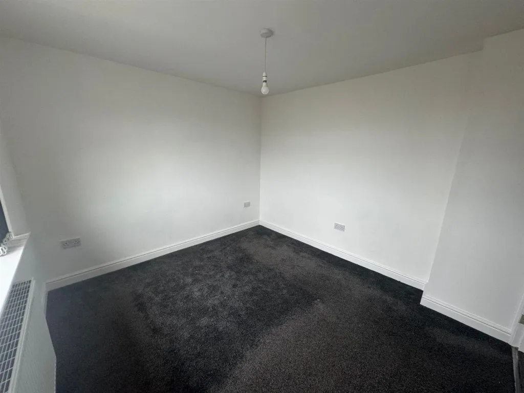 Wardle Crescent, Keighley, BD21, photo 9