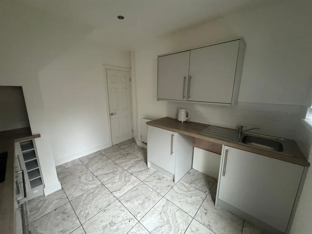 Wardle Crescent, Keighley, BD21, photo 5