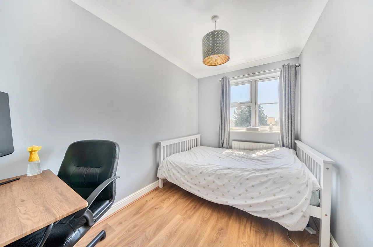 Whithedwood Avenue, Upper Shirley, SO15, photo 9