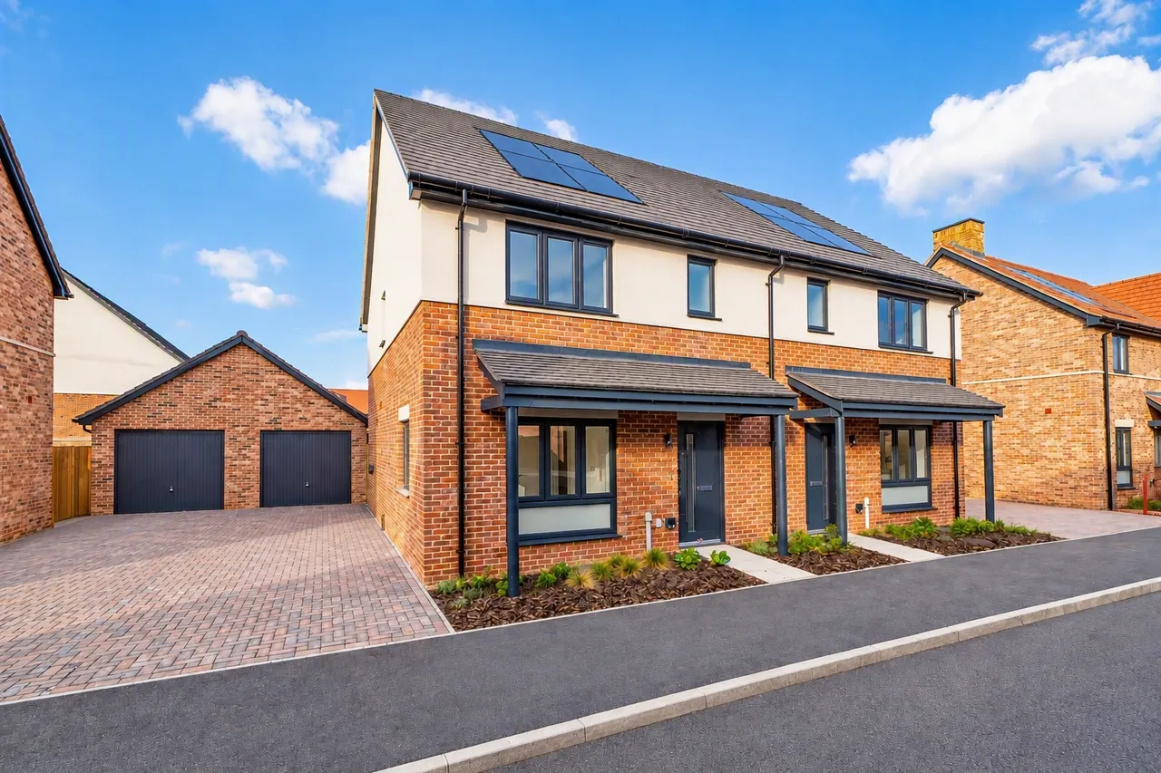 3 bed house for sale, Tribune Road, Warsash, SO31