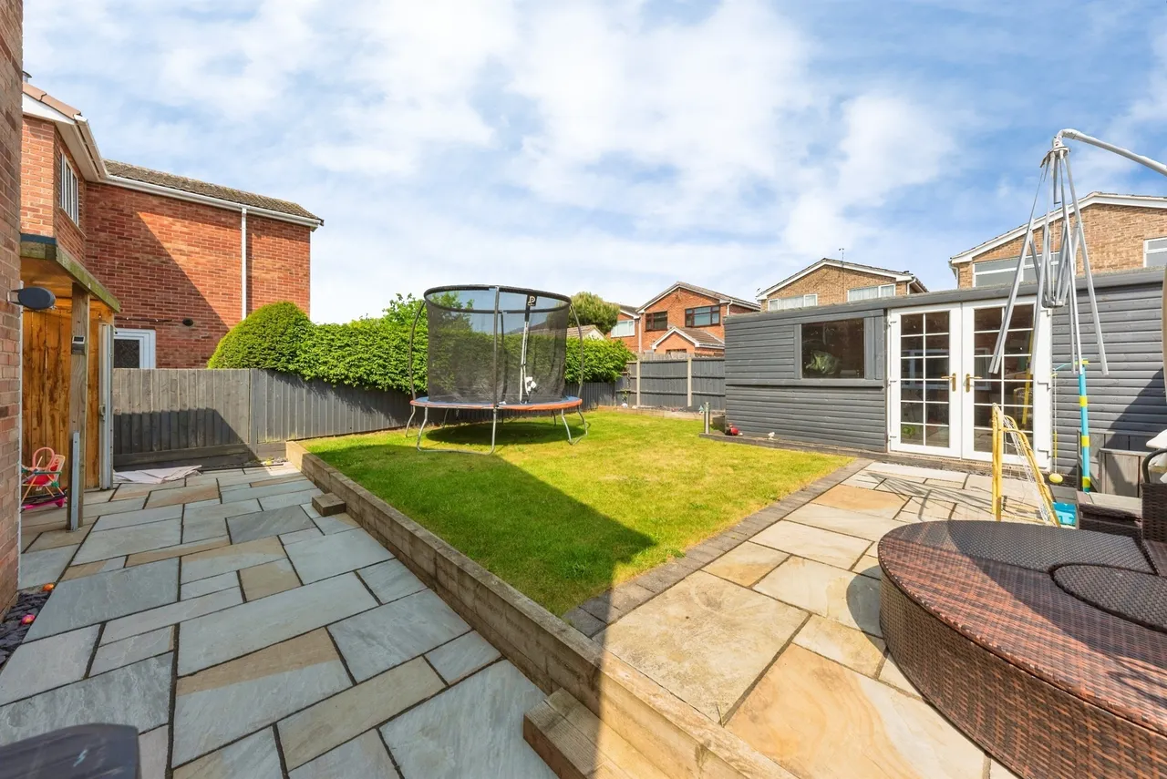4 bed house for sale, Adamstiles, Barrowby, NG32