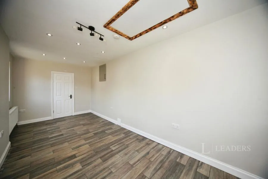 Cemetery Road, Houghton Regis, LU5, photo 6