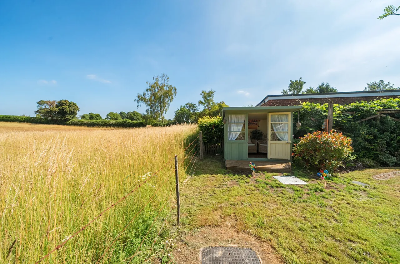 Wood Lane, Bramdean, SO24, photo 12