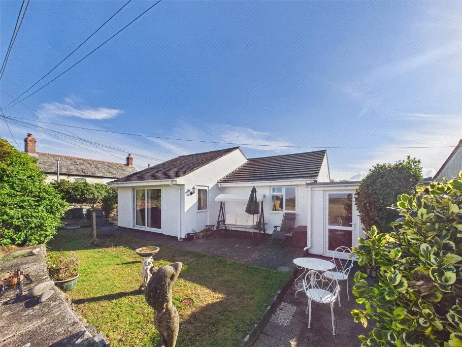 West Street, Grimscott, EX23, photo 11