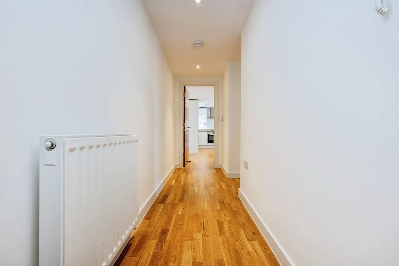 Pebble Lane, Aylesbury, HP20, photo 8