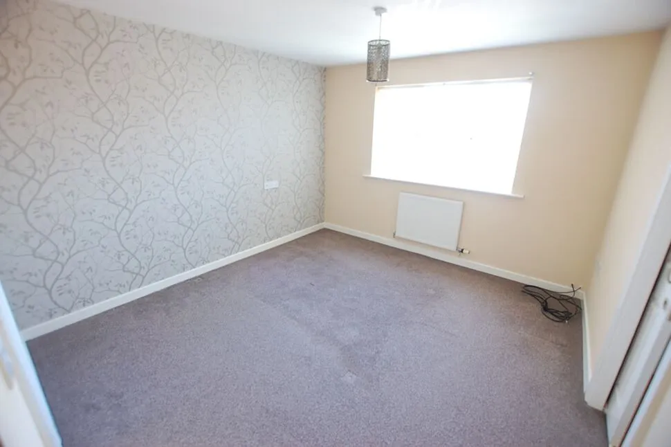 Havenside Close, Moorside, OL4, photo 7