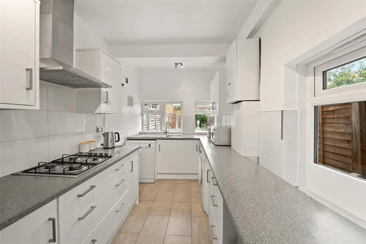 Rockingham Road, Uxbridge, photo 10