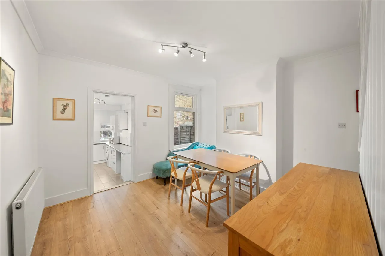 Rockingham Road, Uxbridge, photo 5