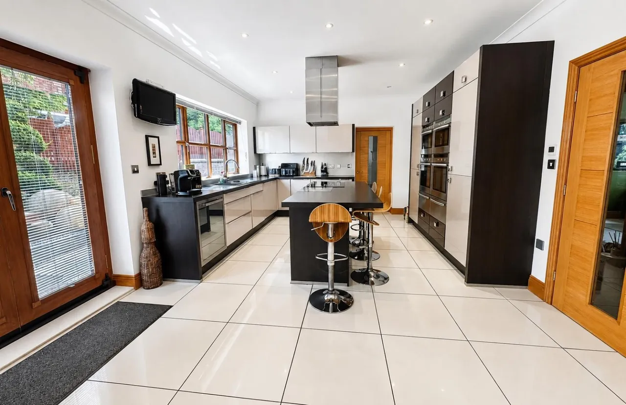 Belgrave Road, Darwen, BB3, photo 4