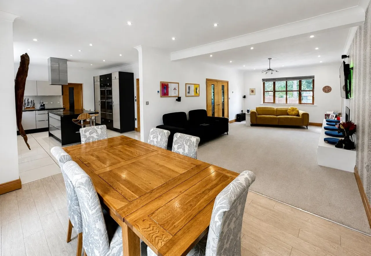 Belgrave Road, Darwen, BB3, photo 2