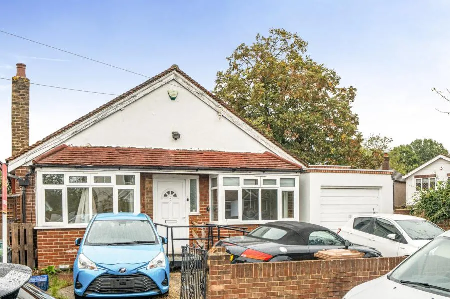 3 bed house for sale, Ashford Crescent, Ashford, TW15