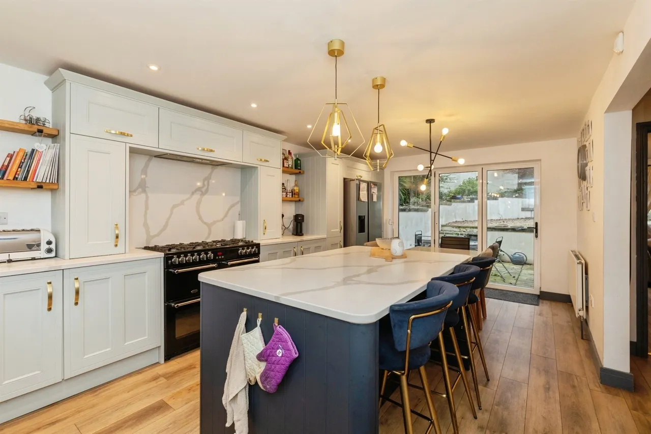 5 bed house for sale, The Causeway, Coalpit Heath, BS36