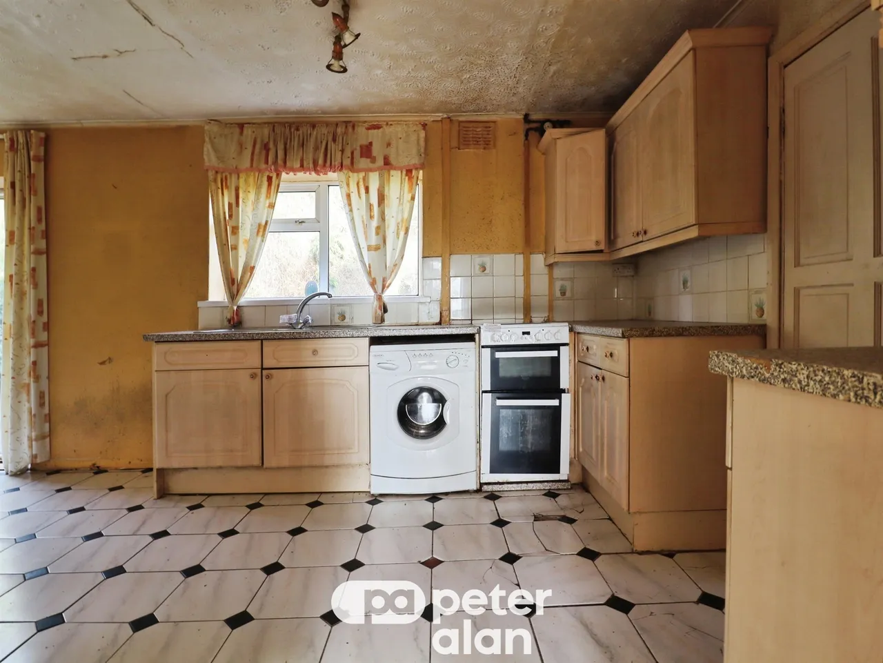 Wolfs Castle Avenue, Cardiff, CF14, photo 4