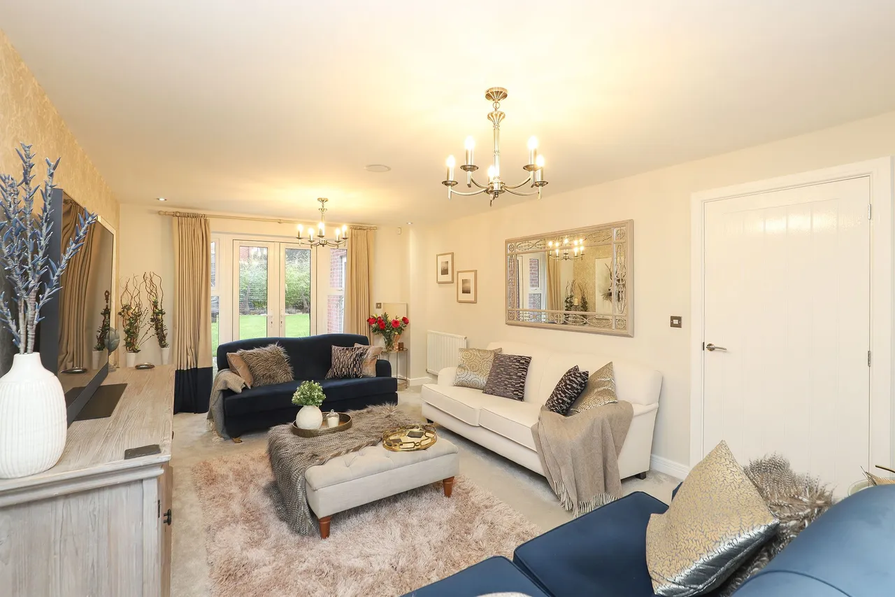 Baker Road, Wingerworth, S42, photo 9