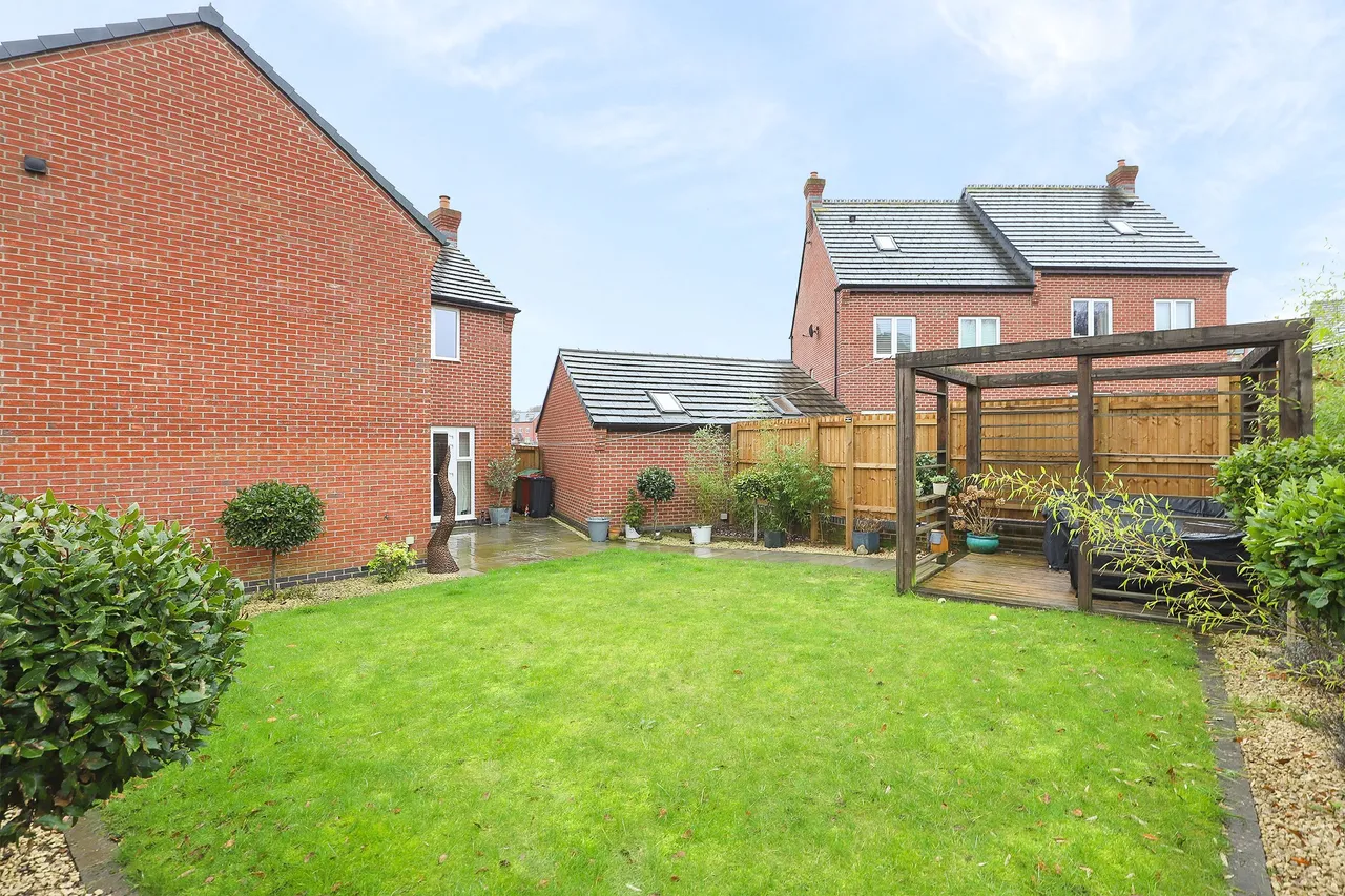 Baker Road, Wingerworth, S42, photo 30