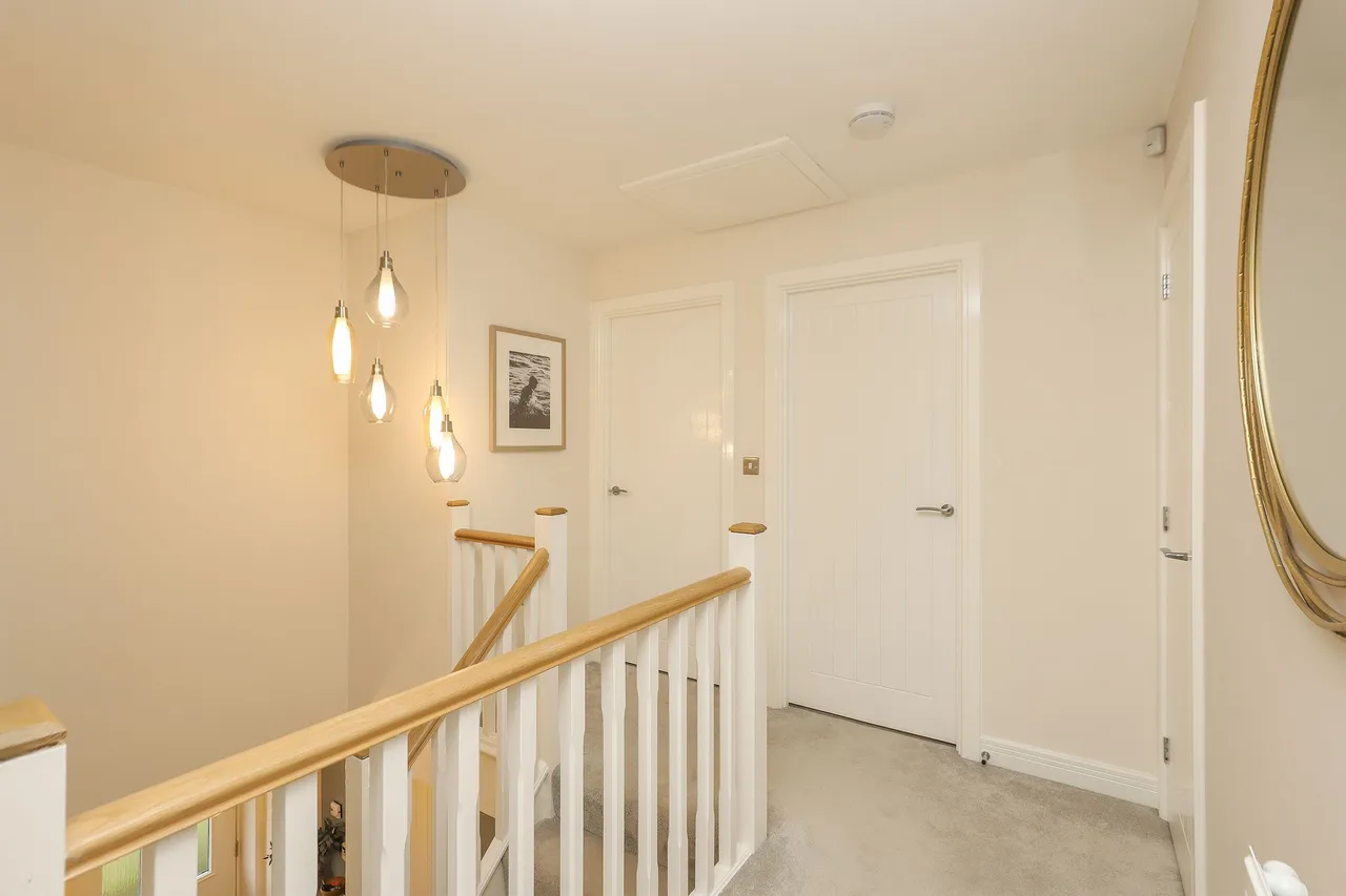Baker Road, Wingerworth, S42, photo 28