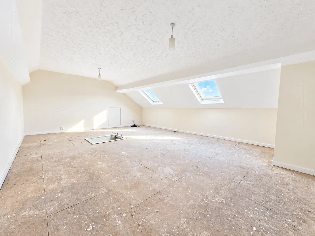 Columbus Drive, Pensby, CH61, photo 12