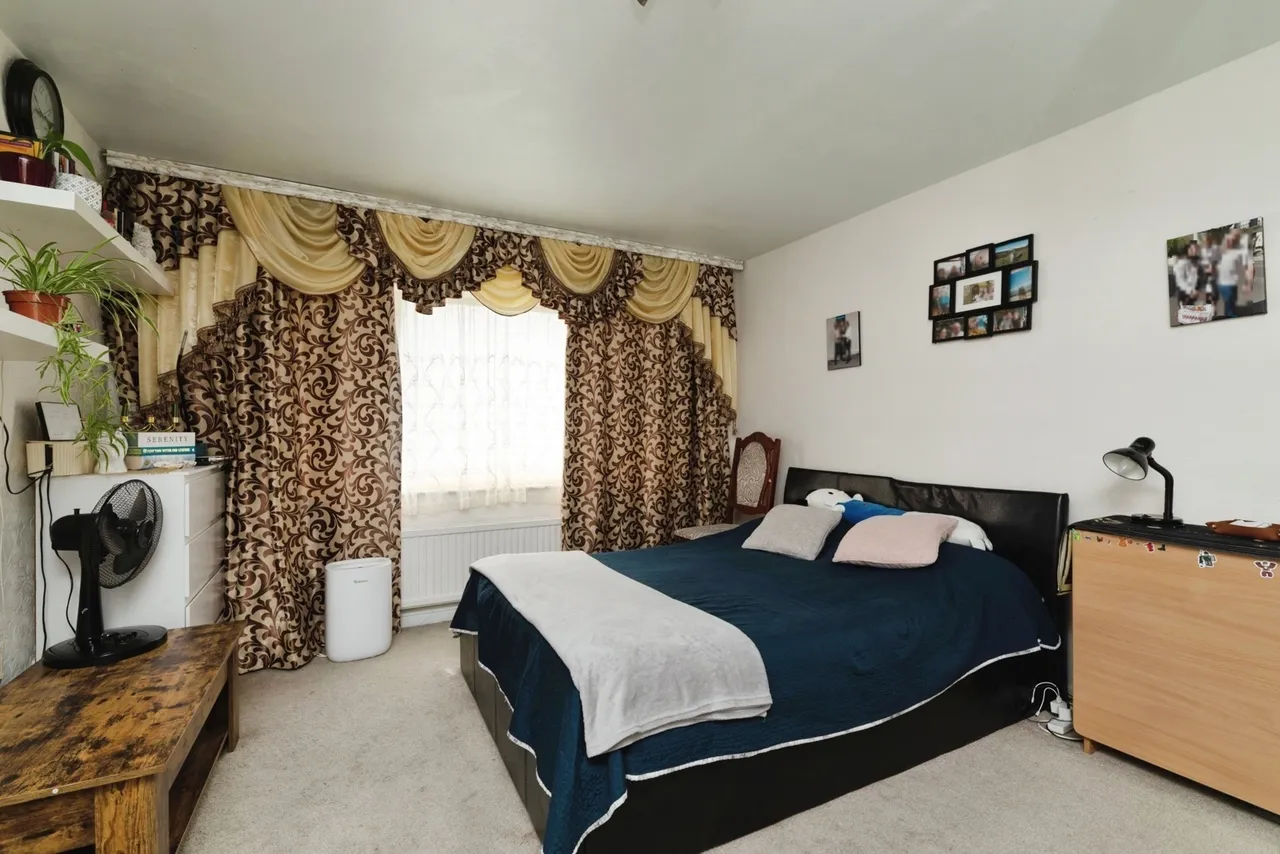 Westbury Road, Barking, IG11, photo 7