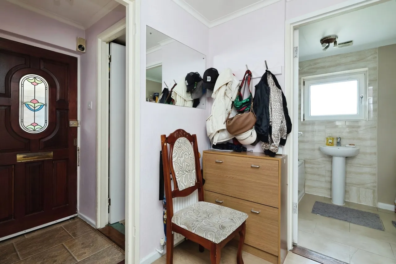 Westbury Road, Barking, IG11, photo 12