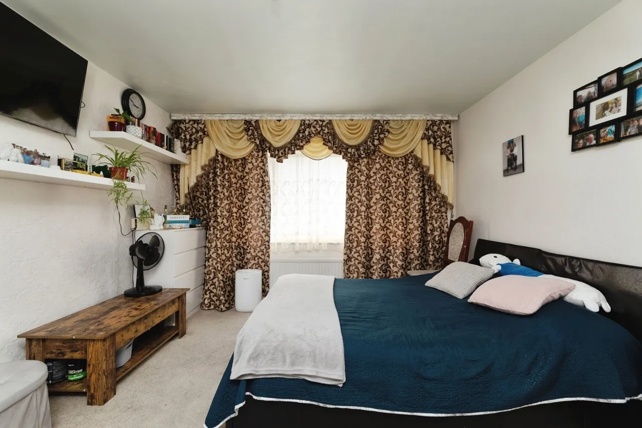 Westbury Road, Barking, IG11, photo 6
