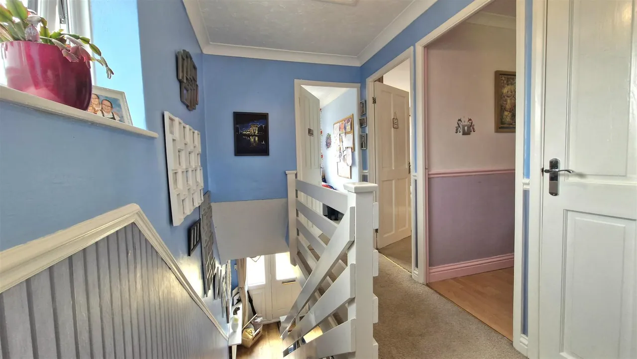 Beech Close, MARKET DEEPING, photo 7