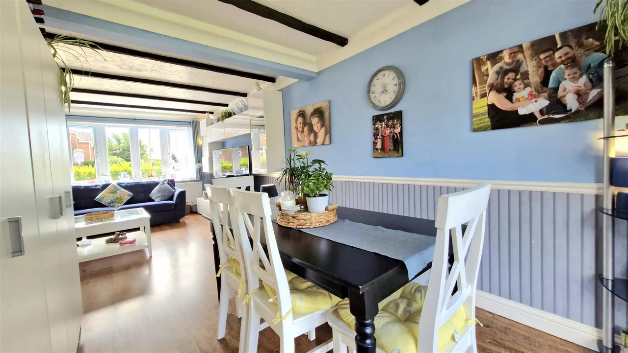 Beech Close, MARKET DEEPING, photo 5