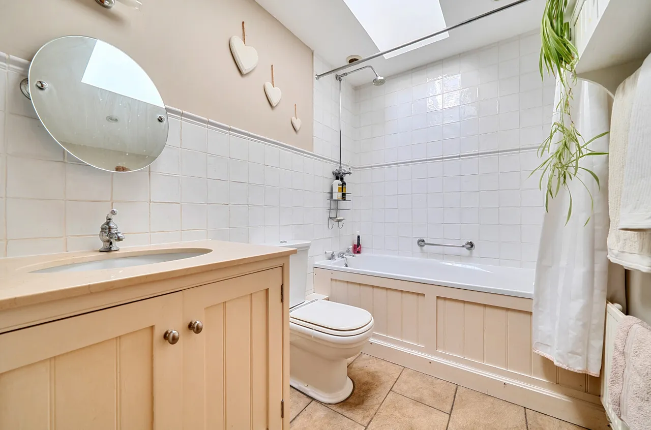 Heathen Street, Durley, SO32, photo 7
