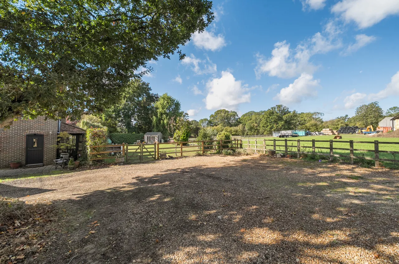Heathen Street, Durley, SO32, photo 19