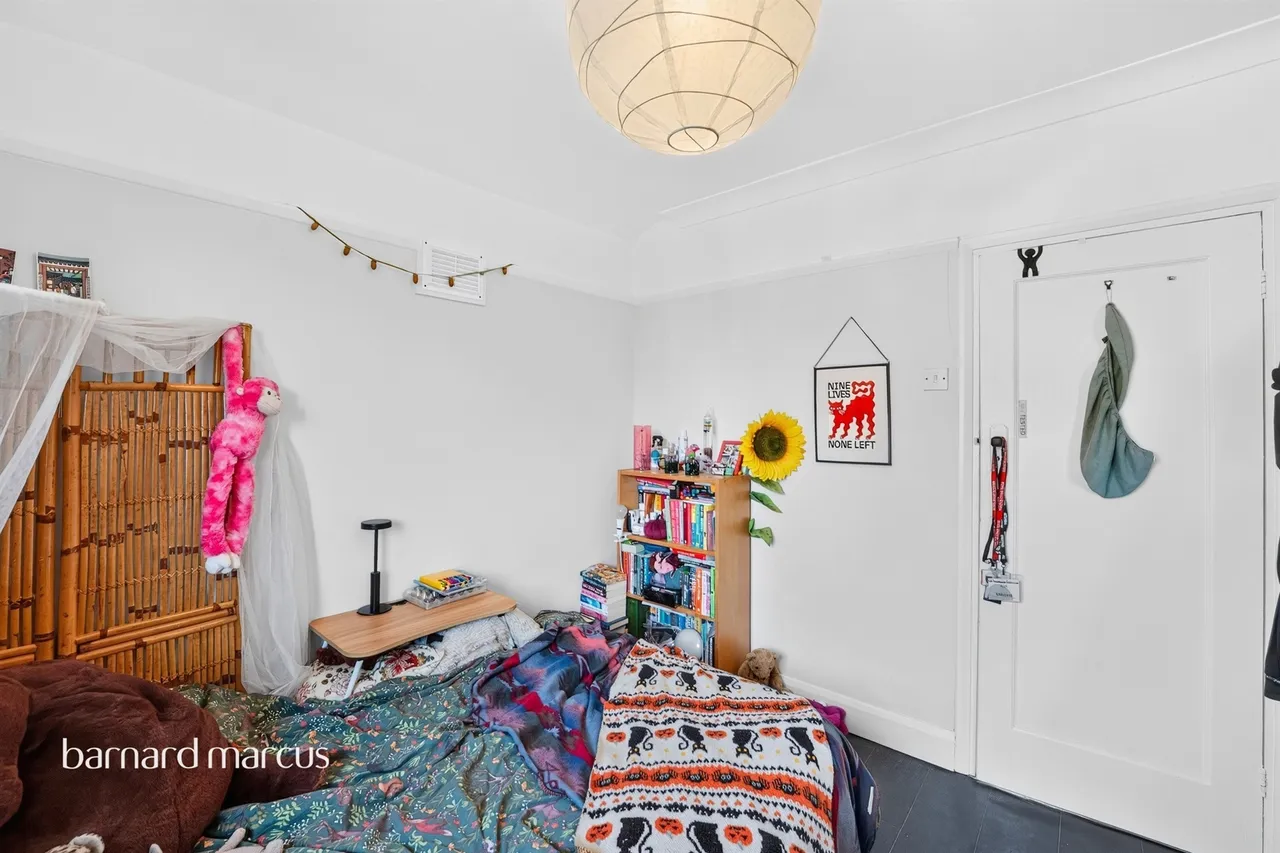 Windsor Avenue, London, SW19, photo 12