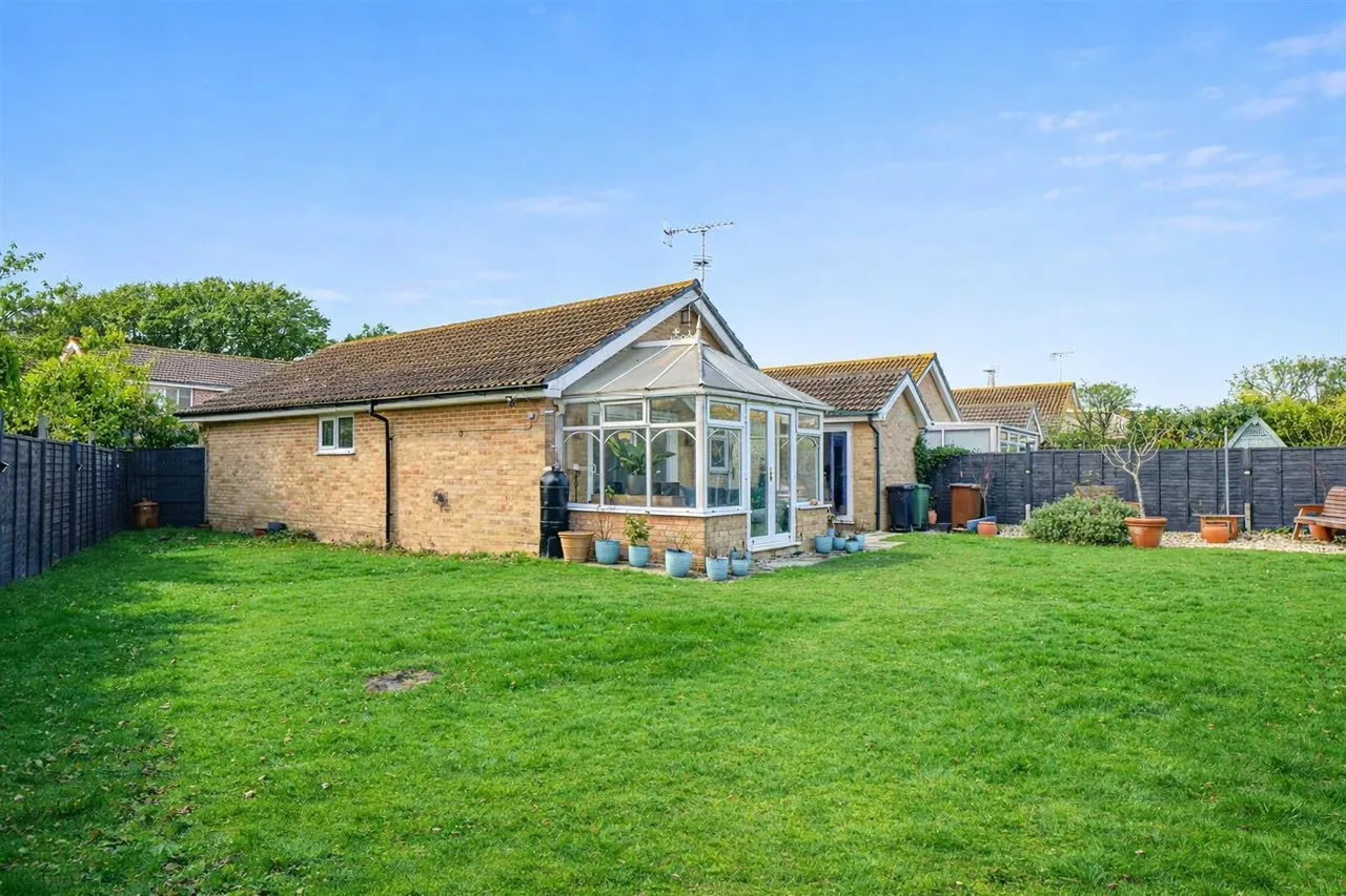 Spring Lane, Bexhill-On-Sea, photo 2