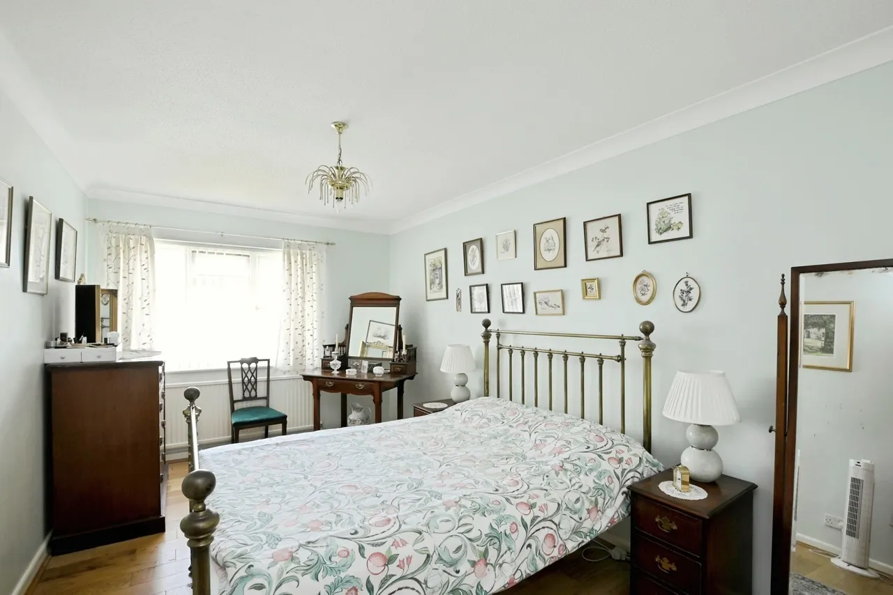 Poplar Way, Midhurst, GU29, photo 9