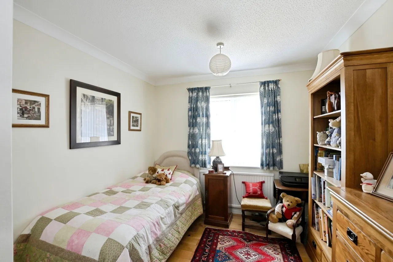 Poplar Way, Midhurst, GU29, photo 7