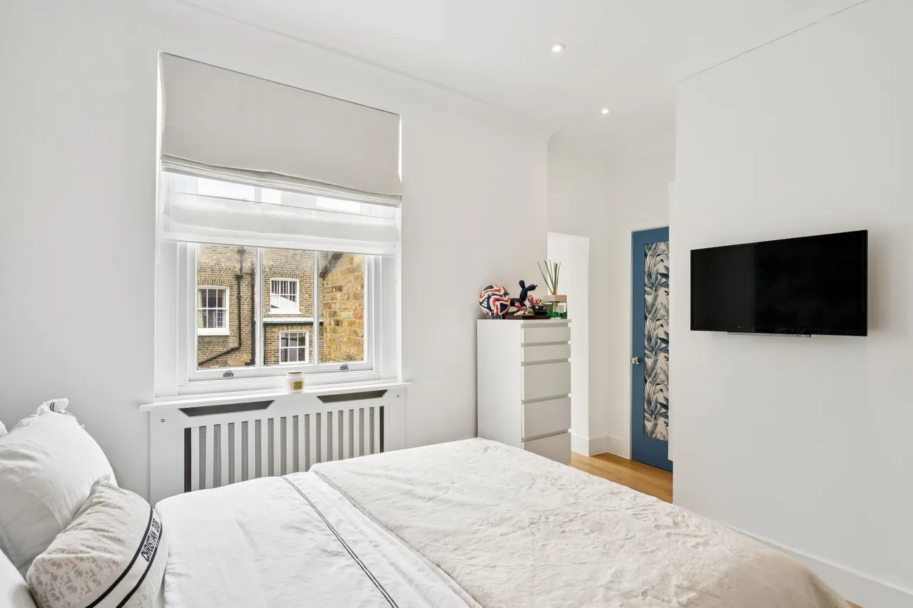 Sutherland Street, London, SW1V, photo 3