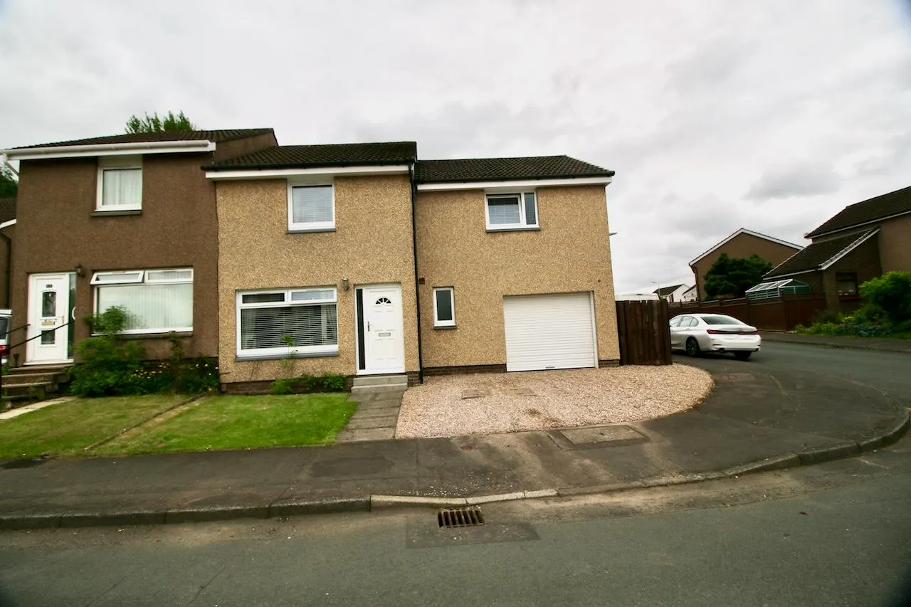 3 bed house for sale — Barbeth Way, Condorrat, G67 4HU