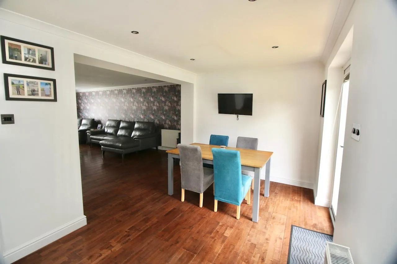 Barbeth Way, Condorrat, G67 4HU, photo 6