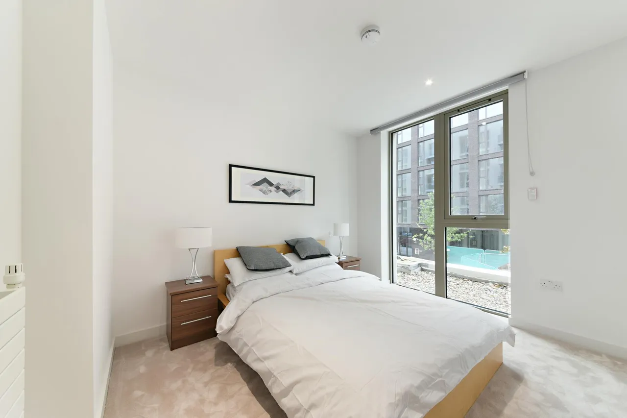 Liner House, Royal Wharf, E16, photo 8