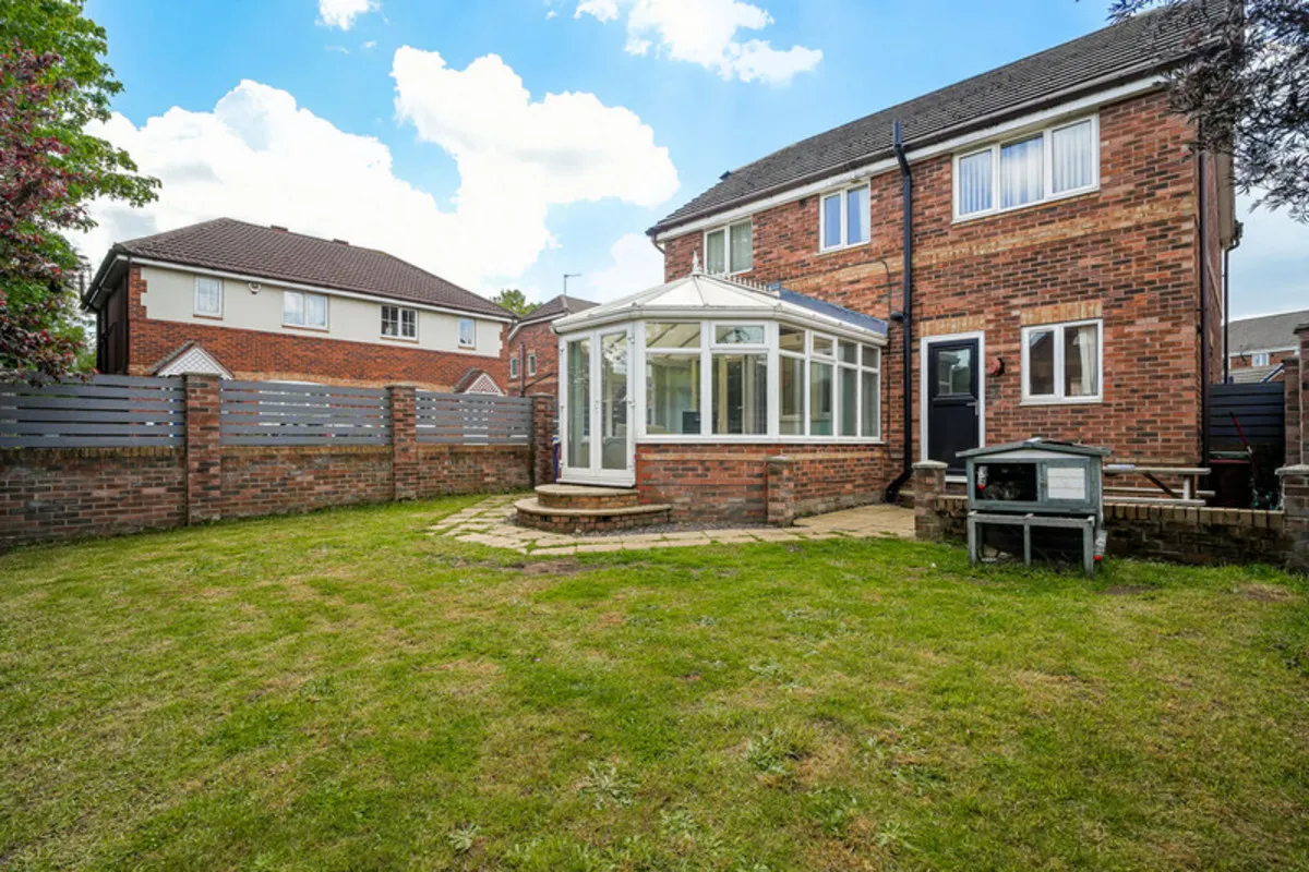 Huxterwell Drive, Doncaster, DN4, photo 2