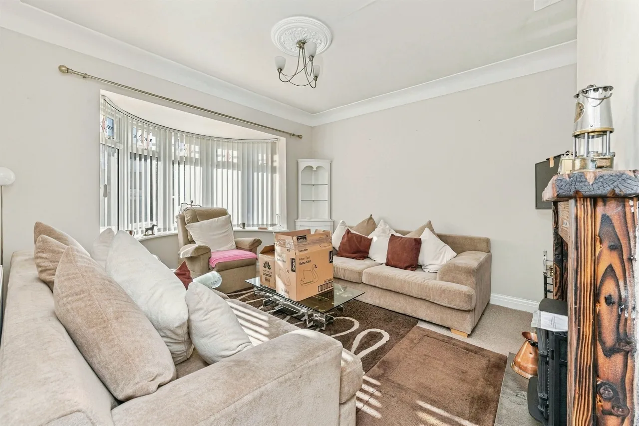 Broadowler Lane, Ossett, WF5, photo 5