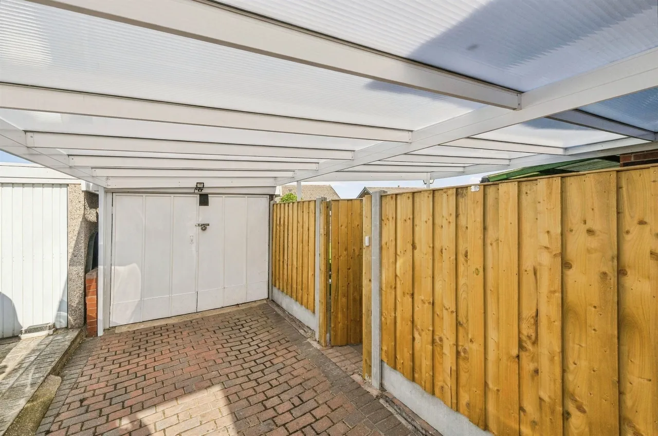 Broadowler Lane, Ossett, WF5, photo 15