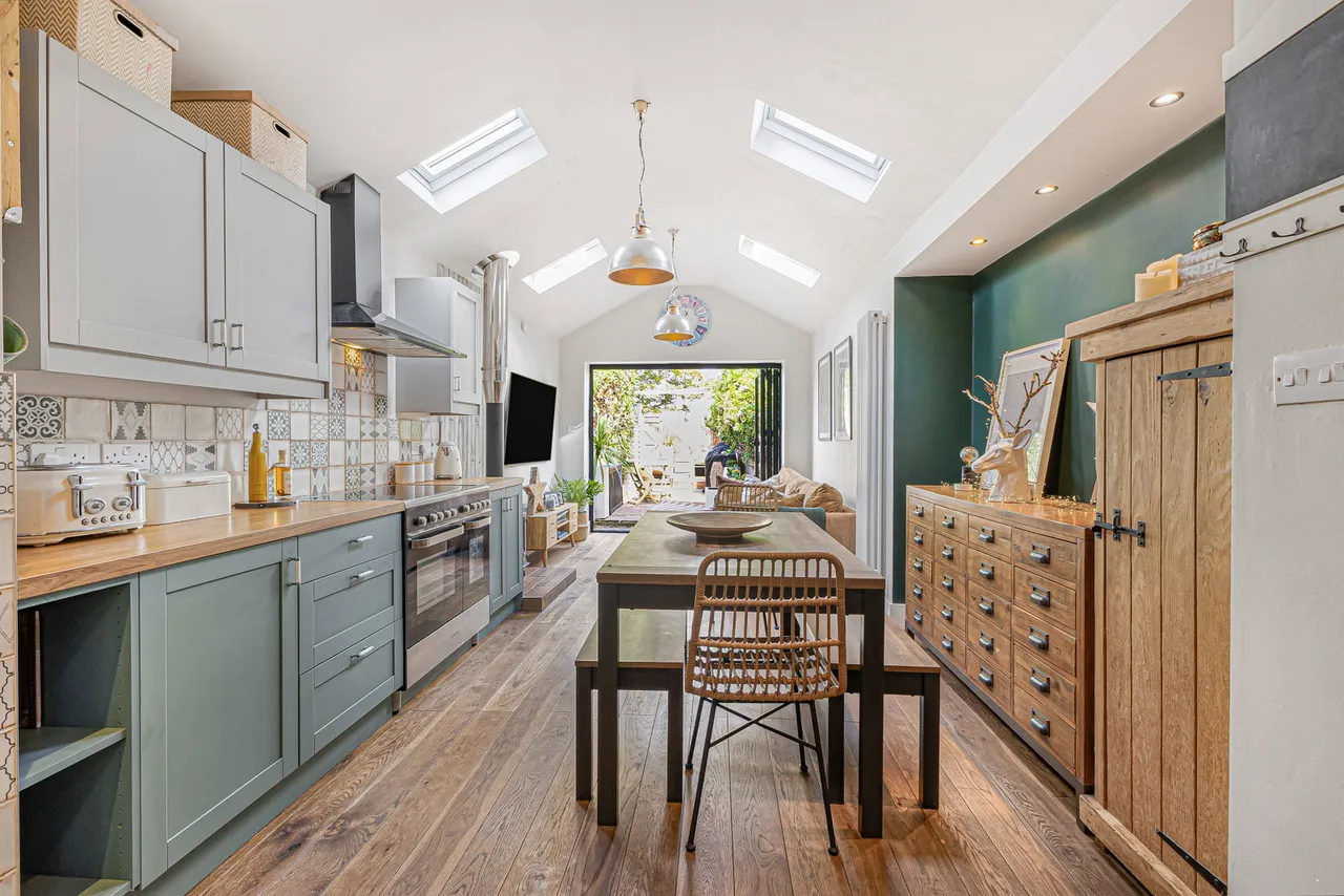 3 bed house for sale, Cray Road, Crockenhill