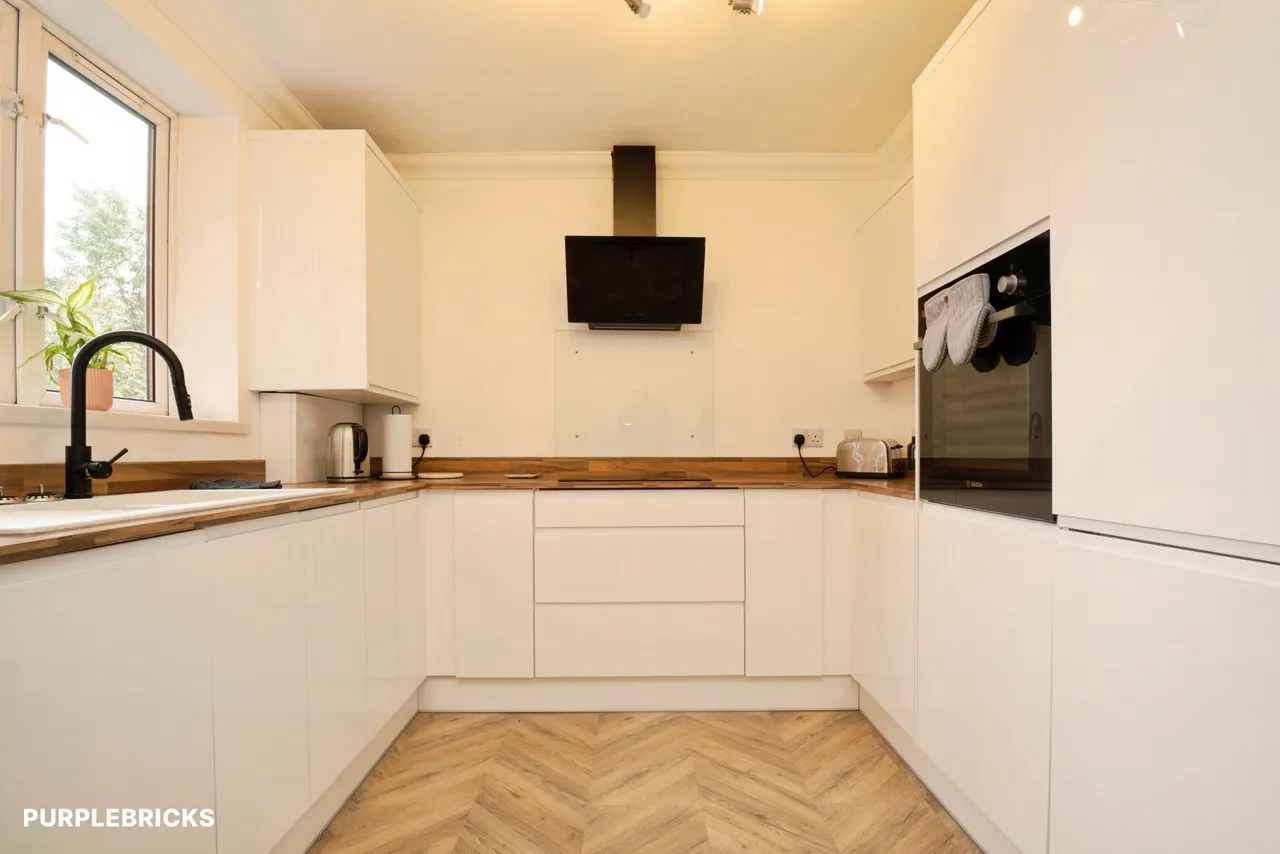 Halliard Court, Cardiff, CF10, photo 7